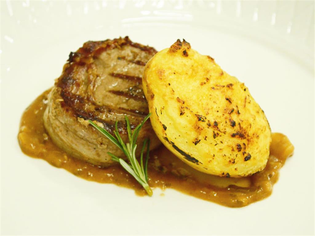 Filet medalhao com batata gratinada 2 site